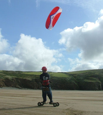 Sapete cos'è il KITE LAND BOARDING ? Kitesurfing.it Kite News