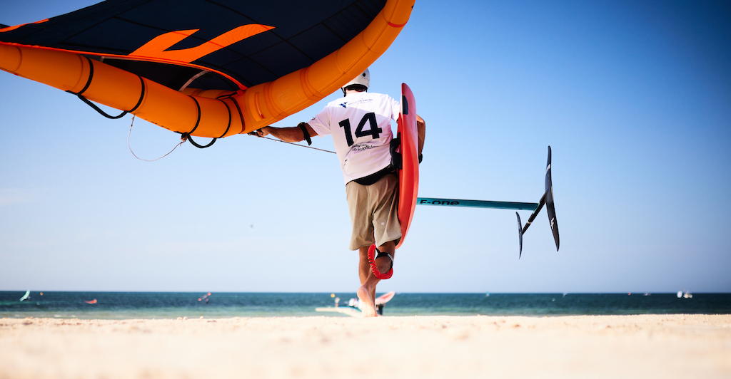 Foto dell'evento wingfoil world cup 2023 a Abu Dhabi © IWSA/ Robert Hajduk
