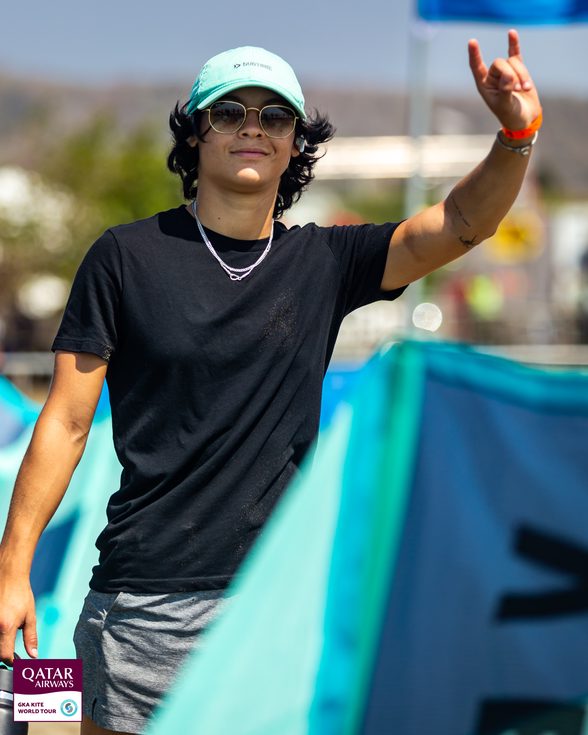foto di atleta al gka kite world tour 2023 colombia